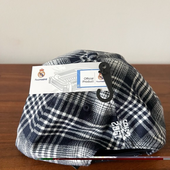 Real Madrid Adjustable Snapback Hat Plaid Navy White Official Licensed New Tags - Picture 7 of 10